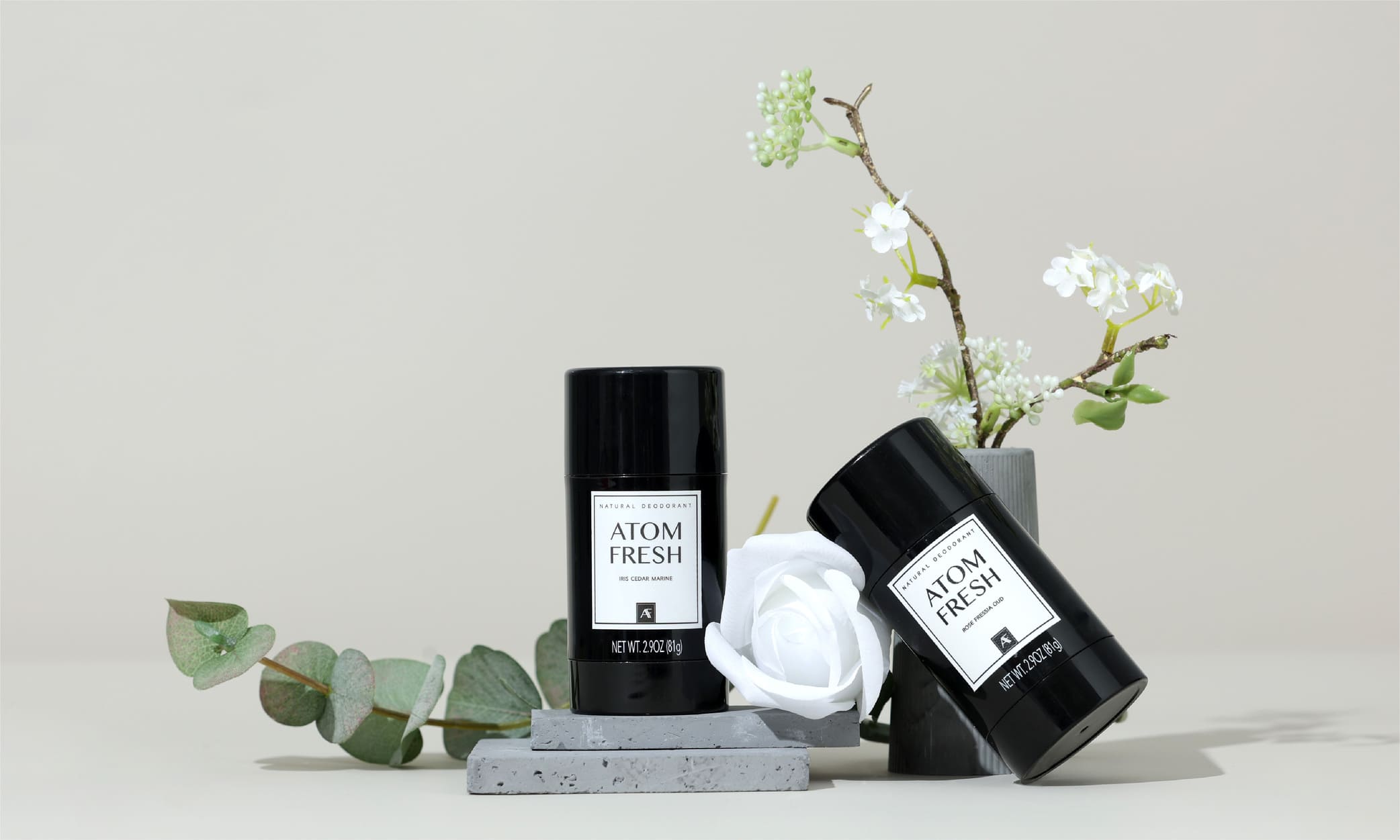 Perfume Vs Deodorant: A Breakdown of Their Uses, Ingredients, and Effects