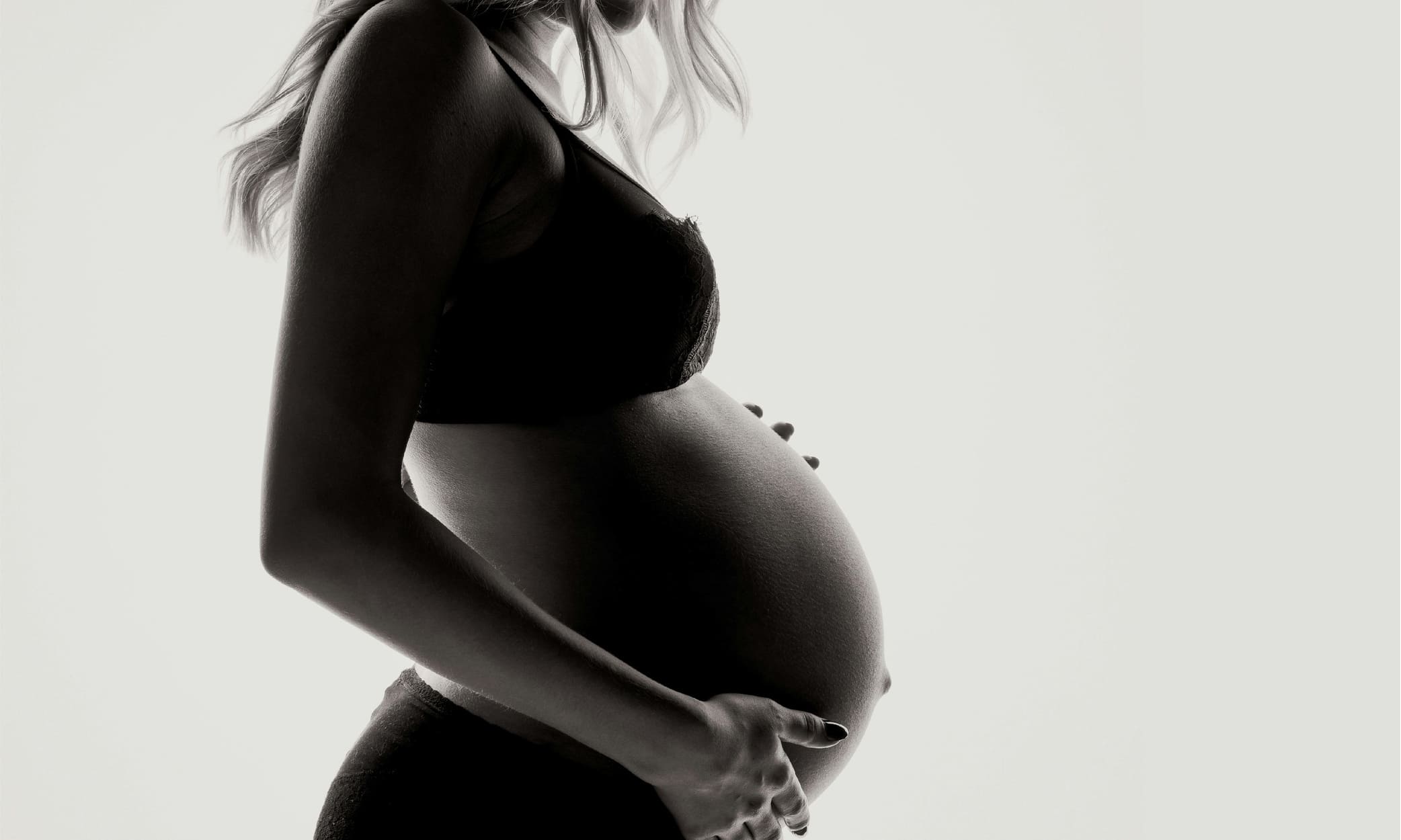 How to Choose the Right Deodorant During Pregnancy?